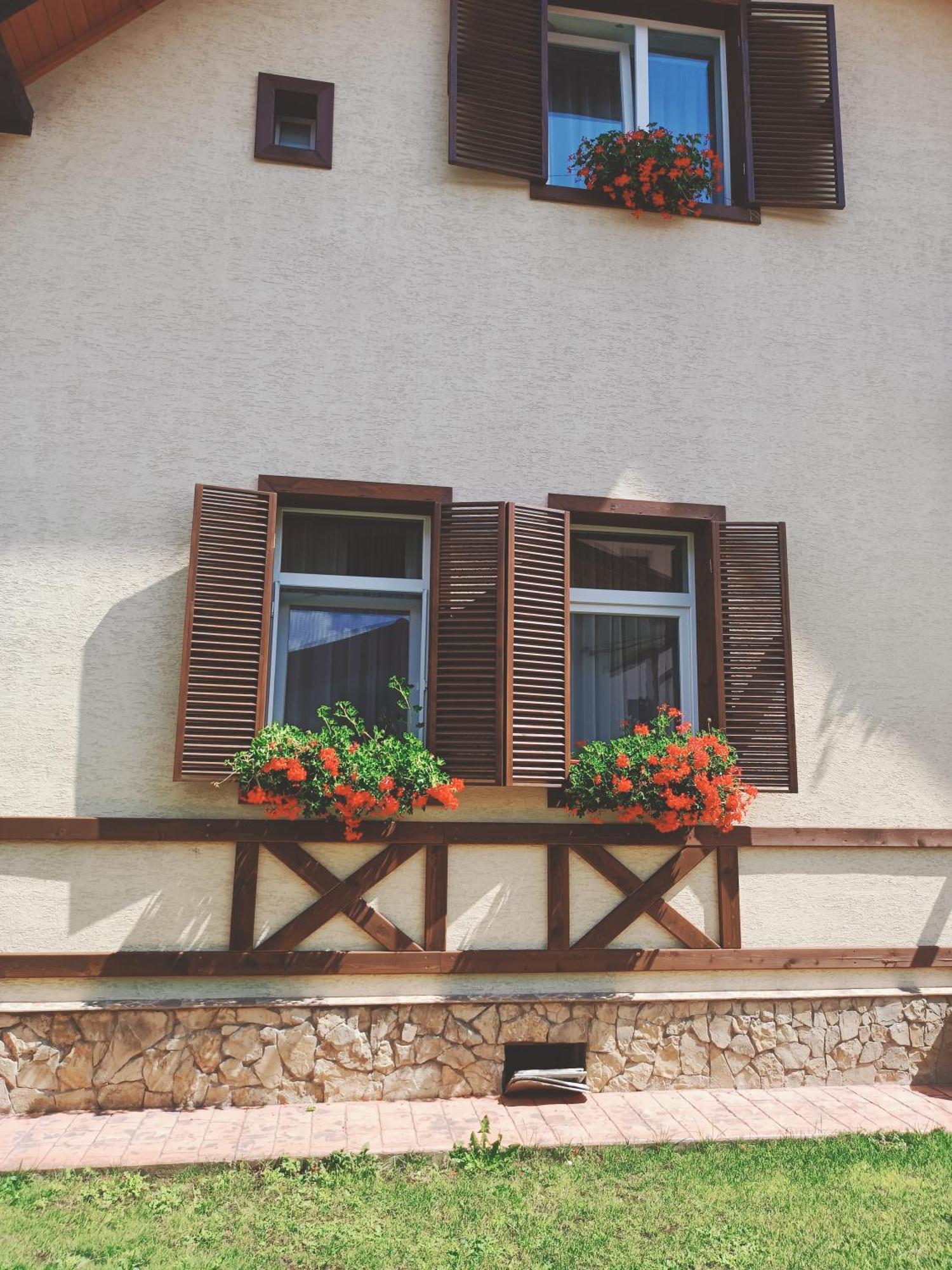 Residence Rooms Bucovina Campulung Moldovenesc Exterior photo