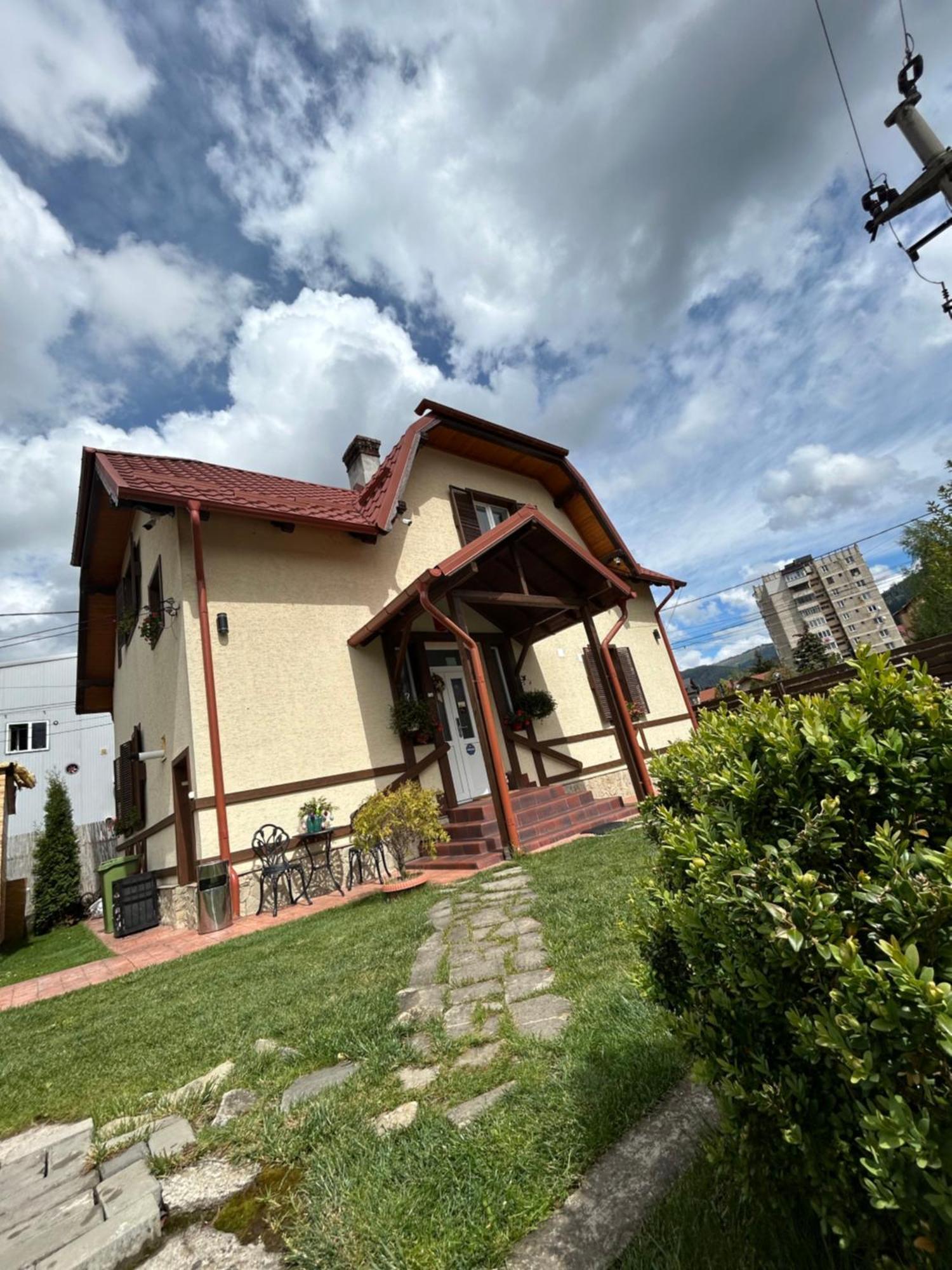Residence Rooms Bucovina Campulung Moldovenesc Exterior photo